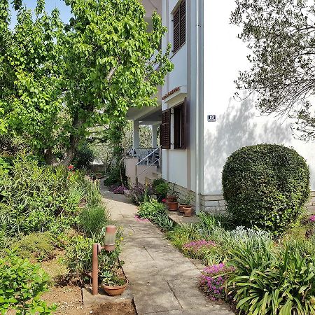 Apartments Monica Novalja Luaran gambar