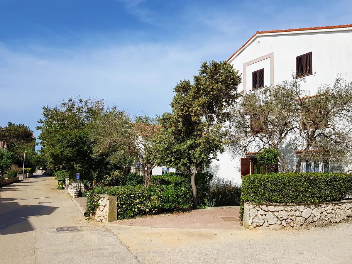 Apartments Monica Novalja Luaran gambar