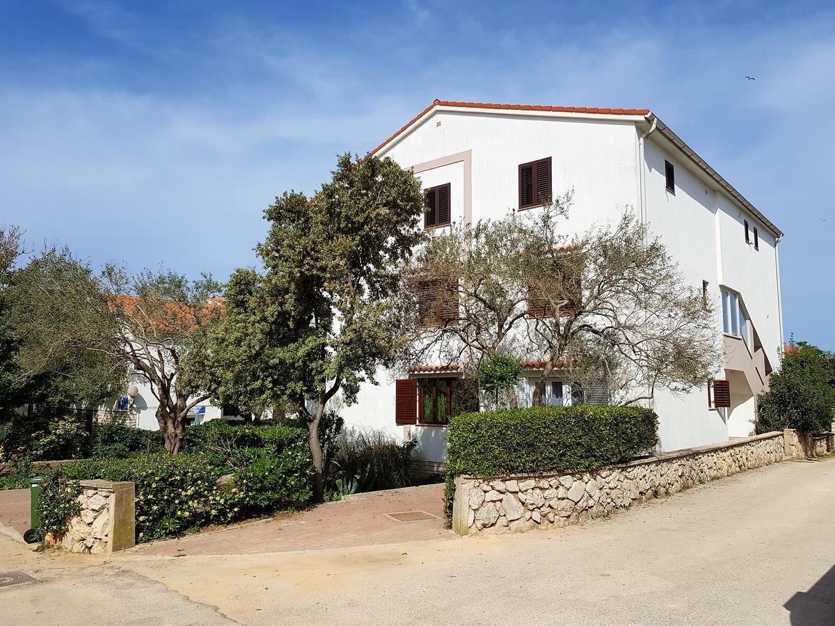 Apartments Monica Novalja Luaran gambar